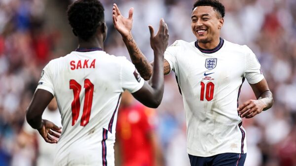 England fans show love for Saka | World Cup qualifiers